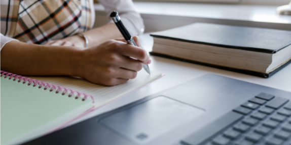 Top 10 Reasons to Consider Blog Writing Services Top 10 Reasons to Consider Blog Writing Services